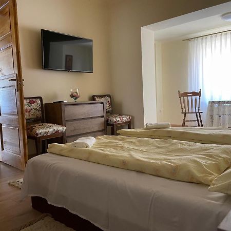 Kristof Vendeghaz Hotel บุคเซค ภายนอก รูปภาพ